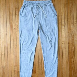 Vuori Ponto Performance Pant V418 Mens DreamKnit Light Gray Heather Lounge Sz. M